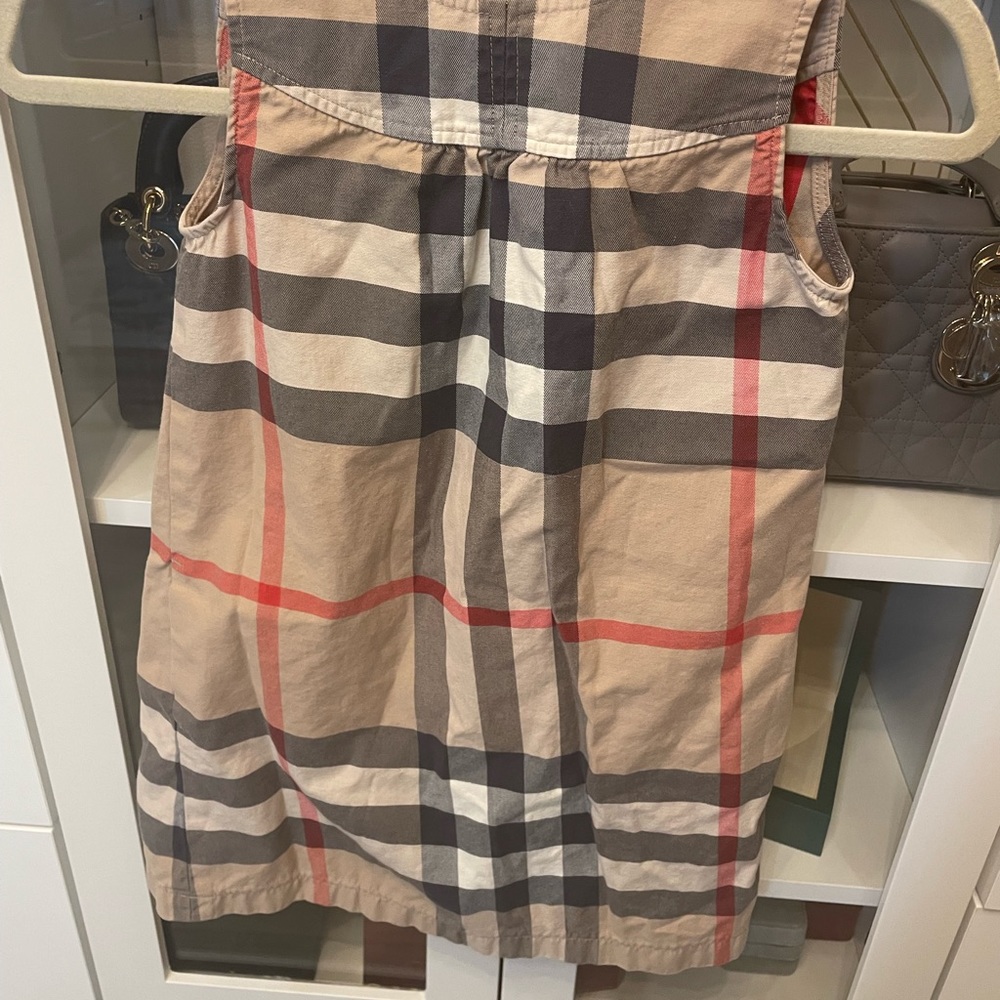 Burberry girl dress size 8